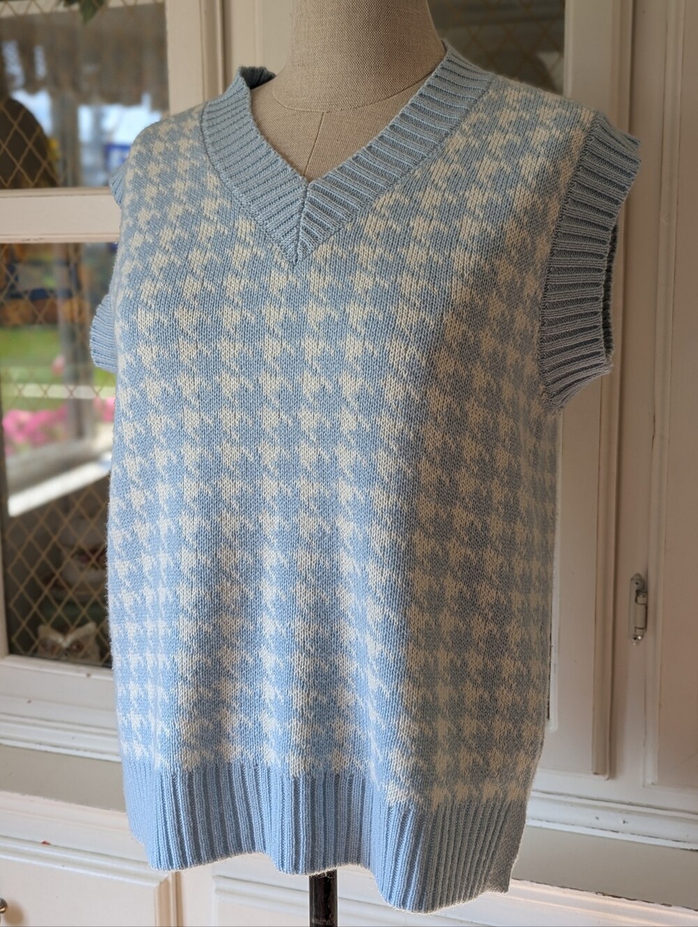 VTG 80s Cute Women's Soft Houndstooth V-Neck Sweater Vest Cottagecore